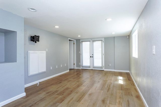 11012 Olive Rd, Oakdale, CA 95361