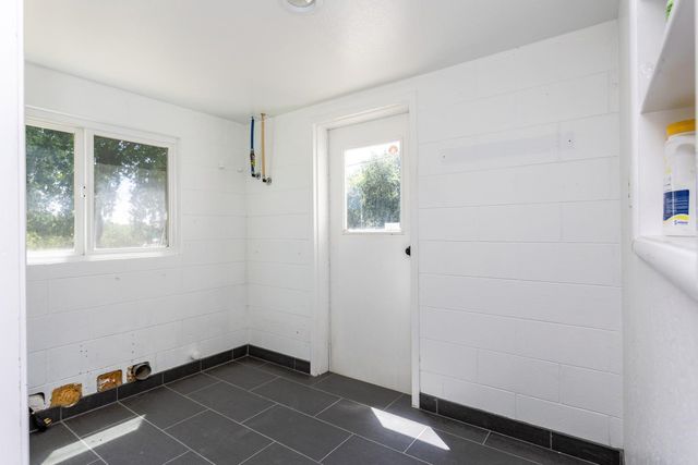 11012 Olive Rd, Oakdale, CA 95361