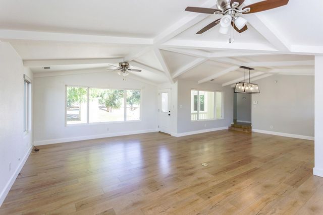 11012 Olive Rd, Oakdale, CA 95361