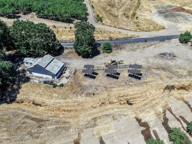 11012 Olive Rd, Oakdale, CA 95361