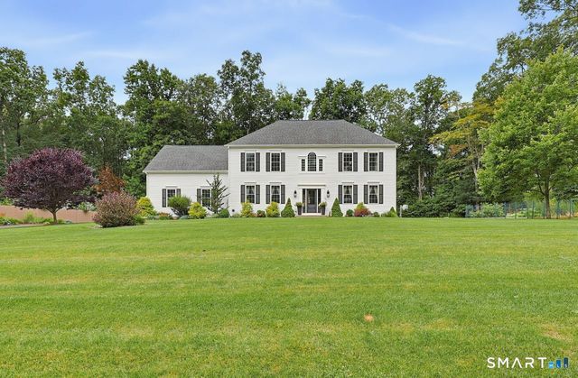 34 Foxglove Circle, Haddam, CT 06441