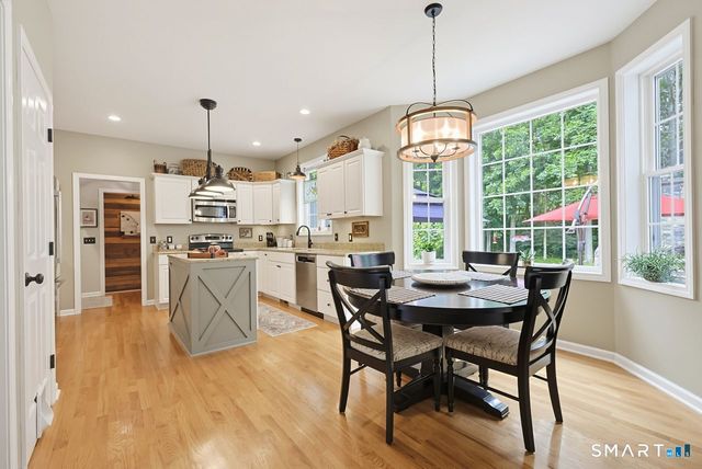 34 Foxglove Circle, Haddam, CT 06441