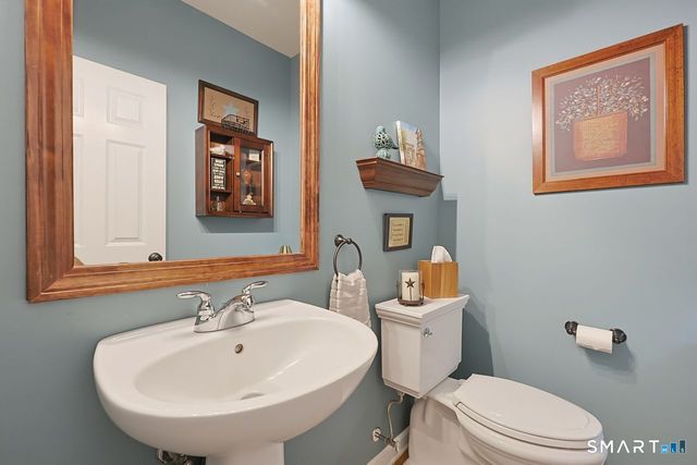 34 Foxglove Circle, Haddam, CT 06441