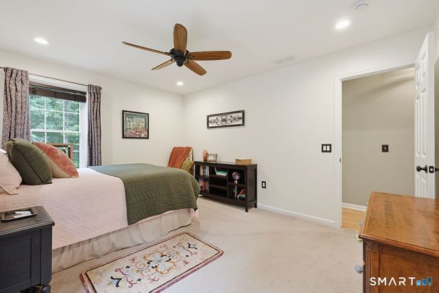 34 Foxglove Circle, Haddam, CT 06441