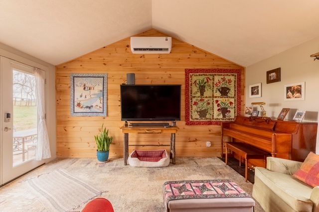 225 Lighthouse Road, Monticello, KY 42633