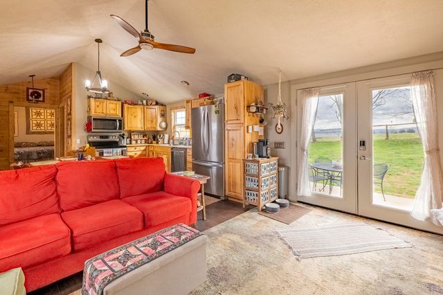 225 Lighthouse Road, Monticello, KY 42633