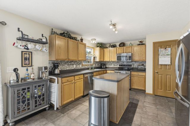 206 Dowler Drive, Ashville, OH 43103