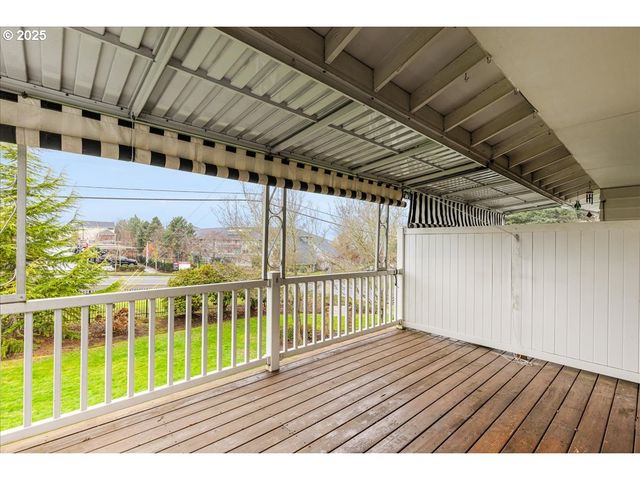 14812 Ne ROSE Pkwy, Portland, OR 97230