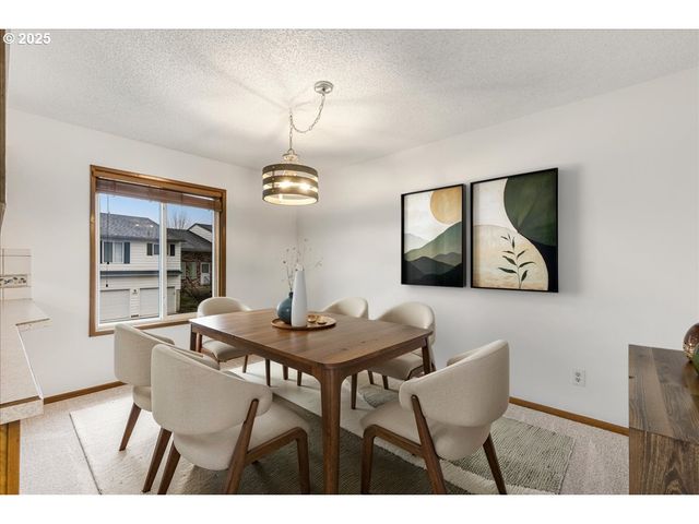 14812 Ne ROSE Pkwy, Portland, OR 97230