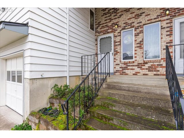 14812 Ne ROSE Pkwy, Portland, OR 97230