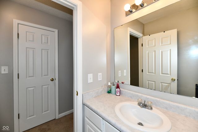 10058 Three Star Court, Avon, IN 46123