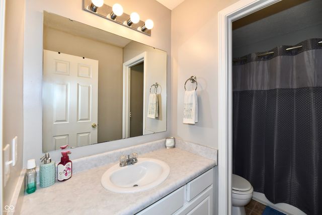 10058 Three Star Court, Avon, IN 46123