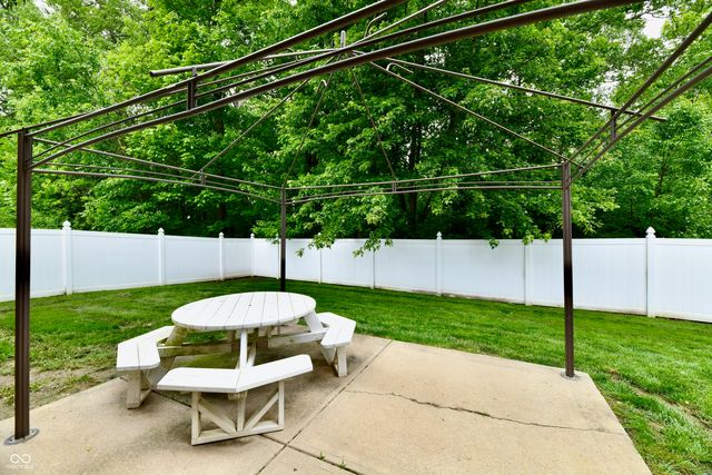 10058 Three Star Court, Avon, IN 46123