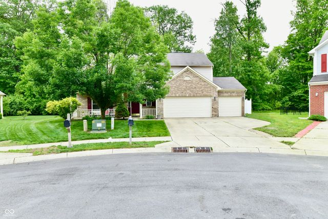 10058 Three Star Court, Avon, IN 46123