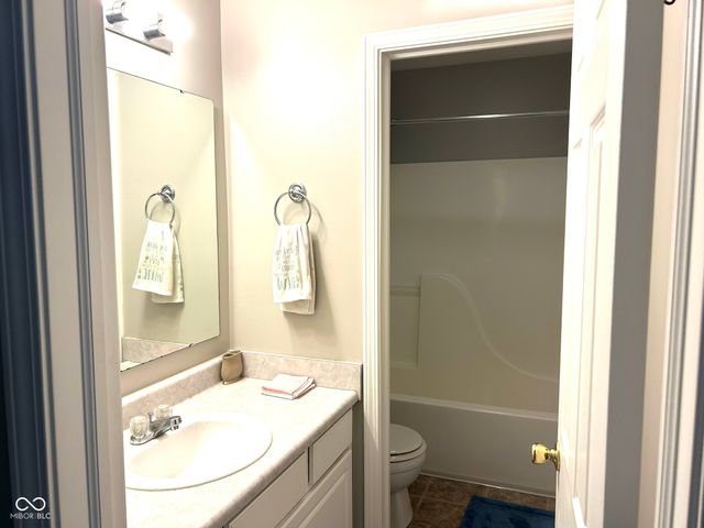 10058 Three Star Court, Avon, IN 46123