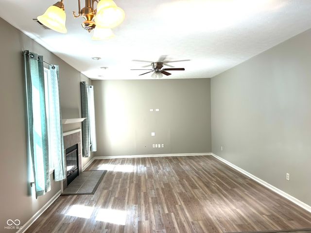 10058 Three Star Court, Avon, IN 46123