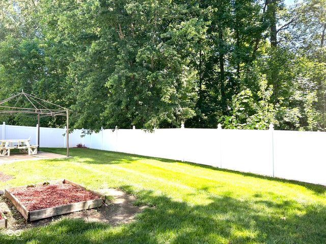 10058 Three Star Court, Avon, IN 46123