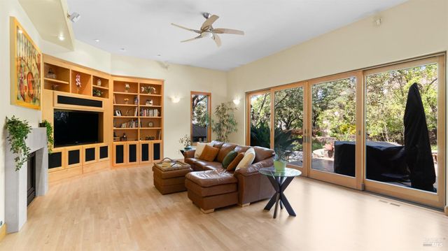 5304 Ravenridge Pl, Fairfield, CA 94534