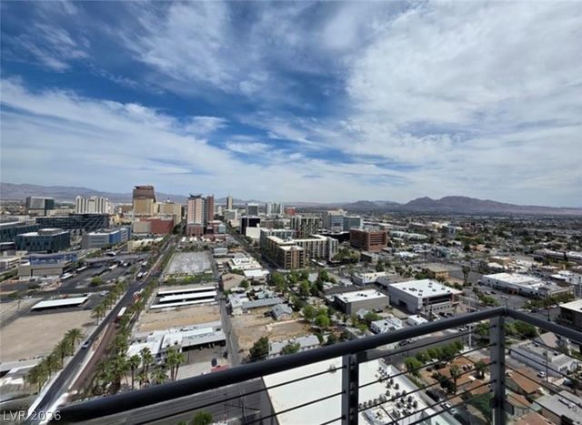 200 Hoover Avenue 1910, Las Vegas, NV 89101