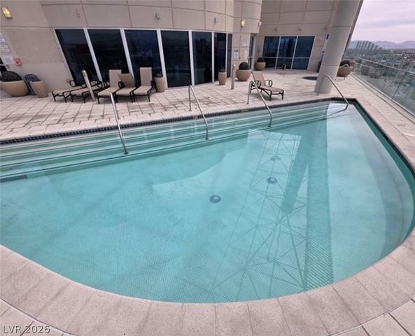200 Hoover Avenue 1910, Las Vegas, NV 89101