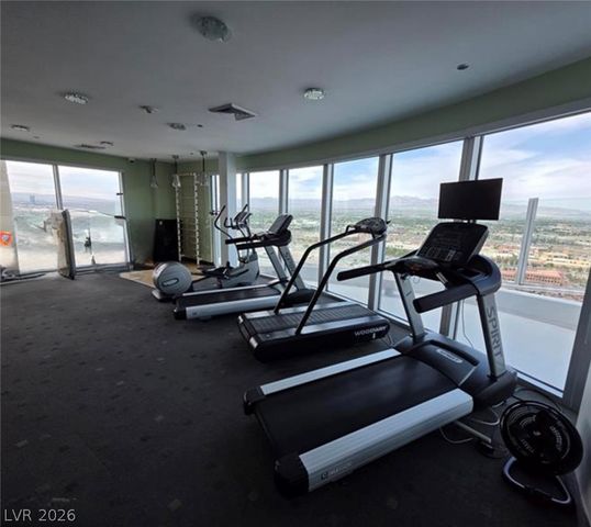 200 Hoover Avenue 1910, Las Vegas, NV 89101