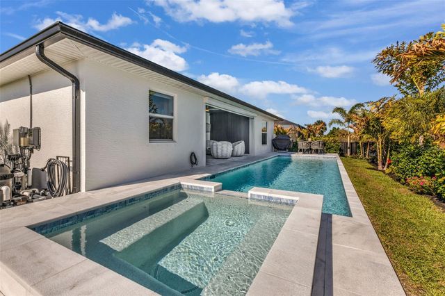 139 WRIGHT DRIVE, Rotonda West, FL 33947