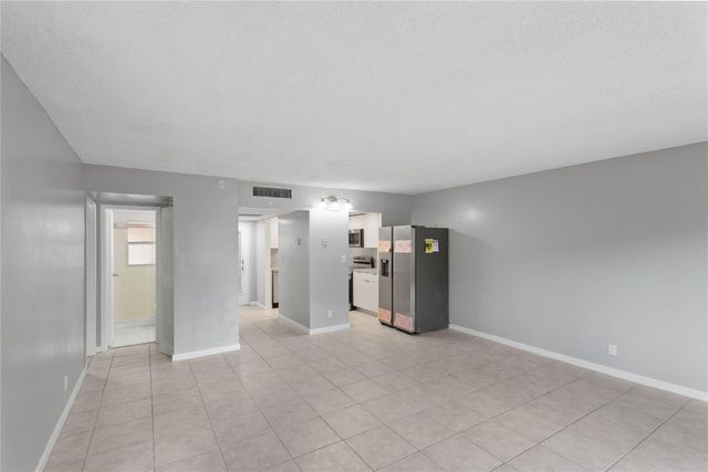 4101 NW 26th Street 161, Lauderhill, FL 33313