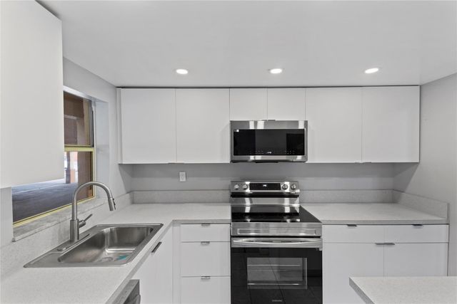 4101 NW 26th Street 161, Lauderhill, FL 33313