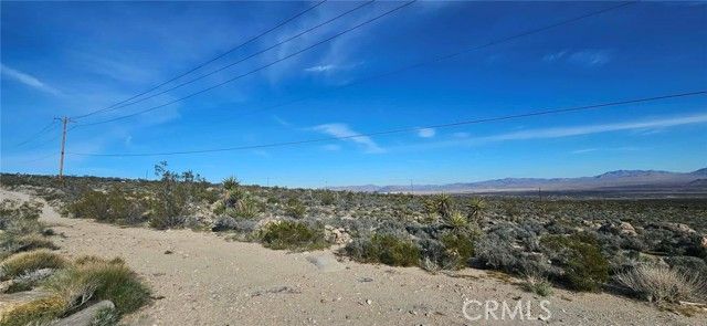 800 Meehleis, Lucerne Valley, CA 92356