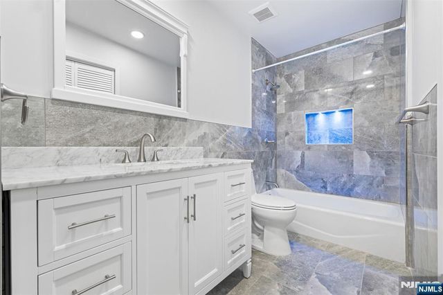 90 Fisher Road, Mahwah, NJ 07430