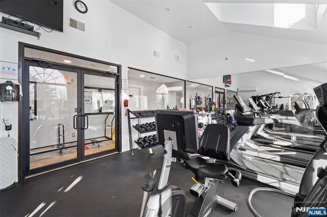 90 Fisher Road, Mahwah, NJ 07430