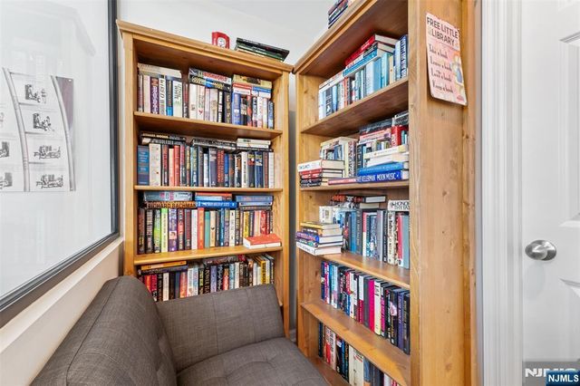 90 Fisher Road, Mahwah, NJ 07430