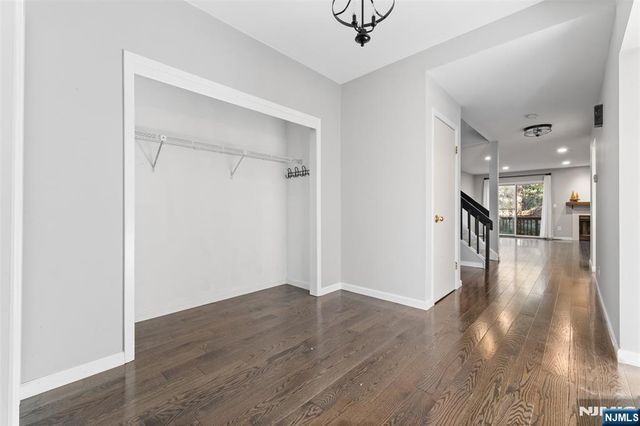 90 Fisher Road, Mahwah, NJ 07430