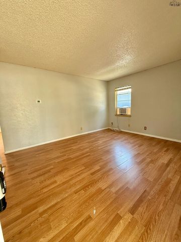 1405 TANBARK ROAD, Wichita Falls, TX 76306