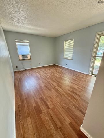 1405 TANBARK ROAD, Wichita Falls, TX 76306