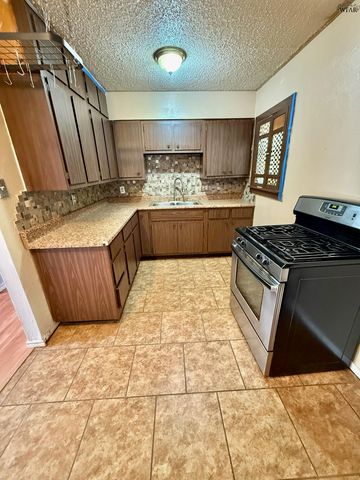 1405 TANBARK ROAD, Wichita Falls, TX 76306