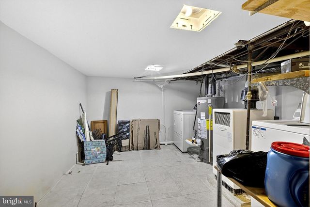 2212 S CARLISLE ST, Philadelphia, PA 19145