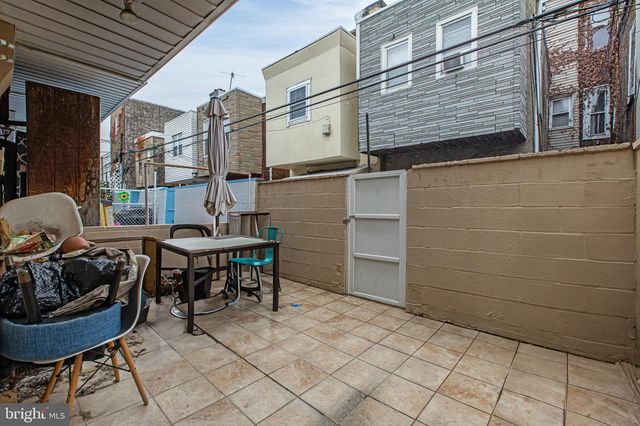 2212 S CARLISLE ST, Philadelphia, PA 19145