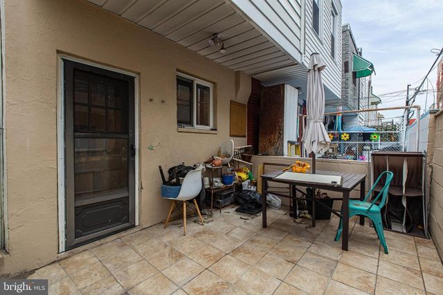 2212 S CARLISLE ST, Philadelphia, PA 19145