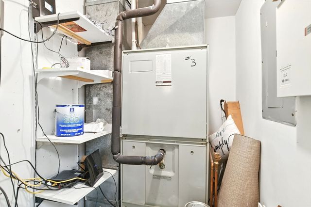 200 N Main St 11, East Longmeadow, MA 01028