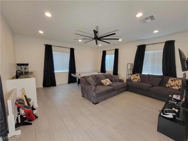 8740 South Pioneer Way, Las Vegas, NV 89113