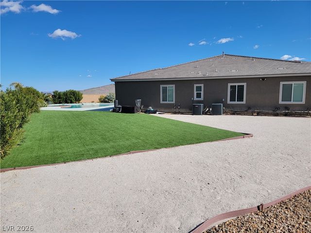 8740 South Pioneer Way, Las Vegas, NV 89113