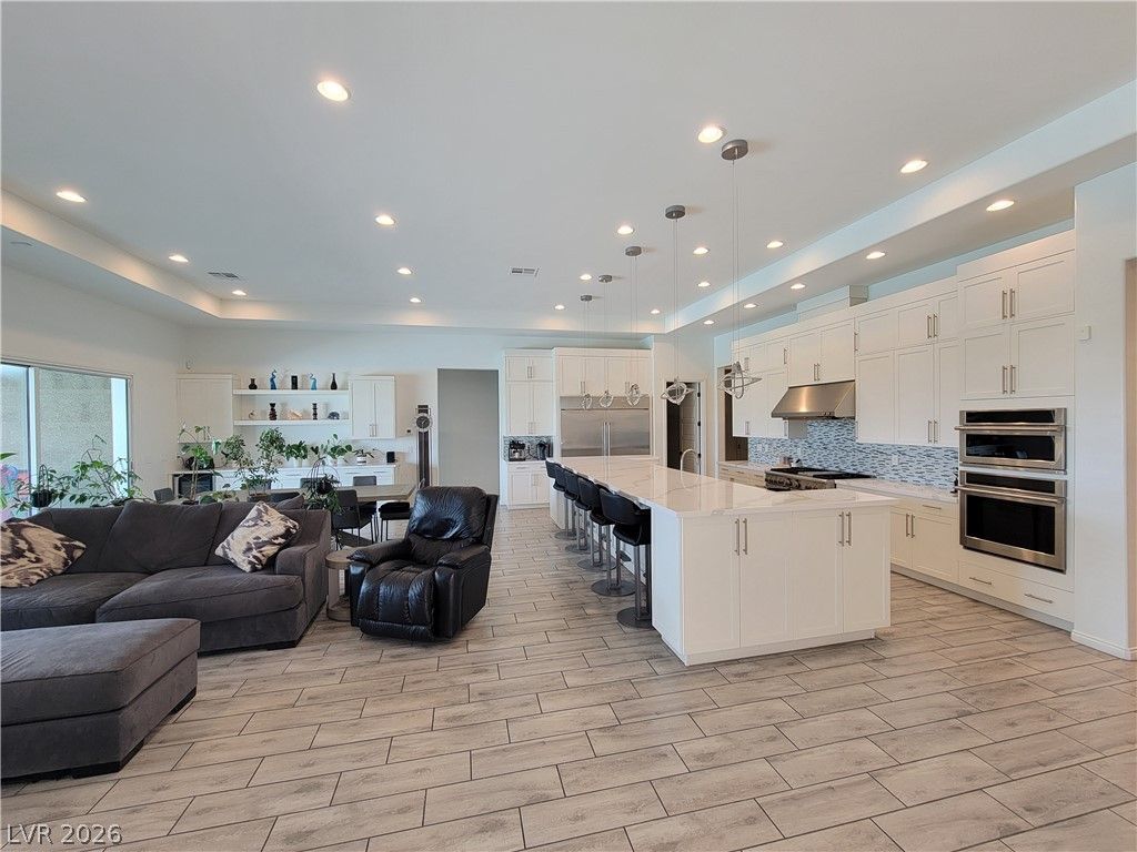 8740 South Pioneer Way, Las Vegas, NV 89113 — photo 5