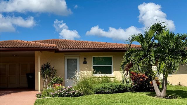 6424 AUBURN AVENUE, Bradenton, FL 34207