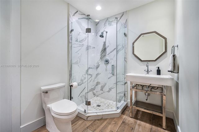 3703 NE 199th St, Aventura, FL 33180