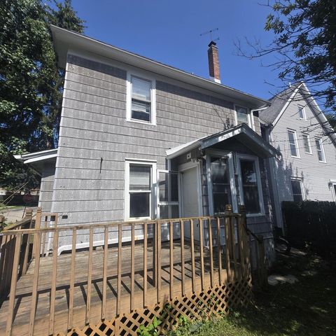 2833 S Wentworth AVENUE, Milwaukee, WI 53207