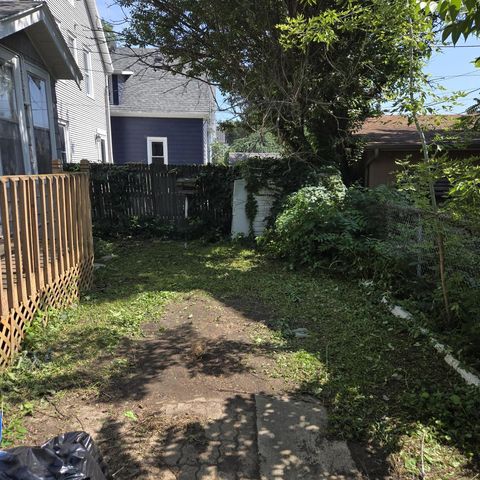 2833 S Wentworth AVENUE, Milwaukee, WI 53207