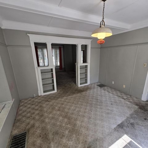 2833 S Wentworth AVENUE, Milwaukee, WI 53207