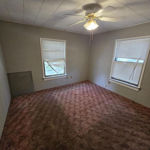 2833 S Wentworth AVENUE, Milwaukee, WI 53207