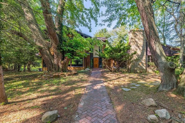 4535 N River Road, Freeland, MI 48623